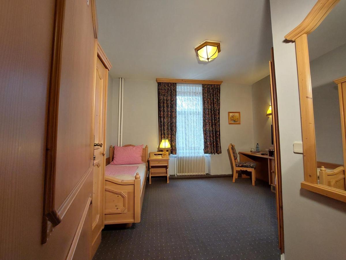 3 Raben - Leoben - Zimmer Fuer Geschaeftsreisende, Urlauber, Monteure Und Handwerker, Polski Pensjonat Austria Exteriér fotografie