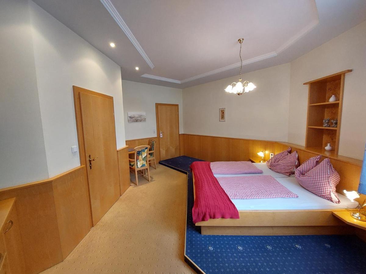 3 Raben - Leoben - Zimmer Fuer Geschaeftsreisende, Urlauber, Monteure Und Handwerker, Polski Pensjonat Austria Exteriér fotografie