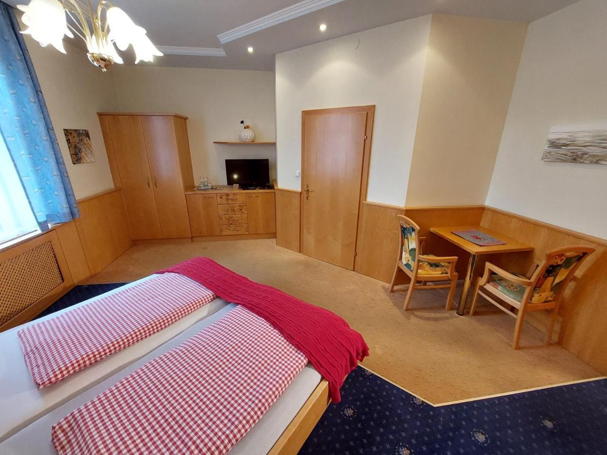 3 Raben - Leoben - Zimmer Fuer Geschaeftsreisende, Urlauber, Monteure Und Handwerker, Polski Pensjonat Austria Exteriér fotografie